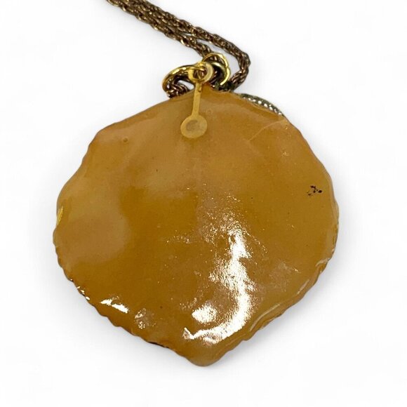 Vintage Necklace Gold Tone Chain & 3 Enamel & Gold Leaf Pendants 31" - Picture 6 of 7